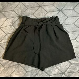 Paper bag style black shorts with tie